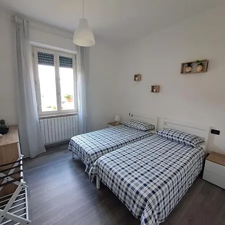 Apartment Tra E Volterra